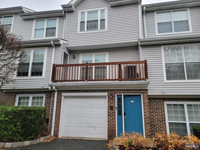Foto del edificio - 555 Ridge Ln