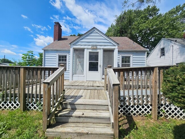 Building Photo - 2307 Arrow Ave