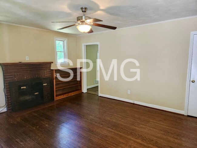 Building Photo - 2329 Catawba Valley Drive