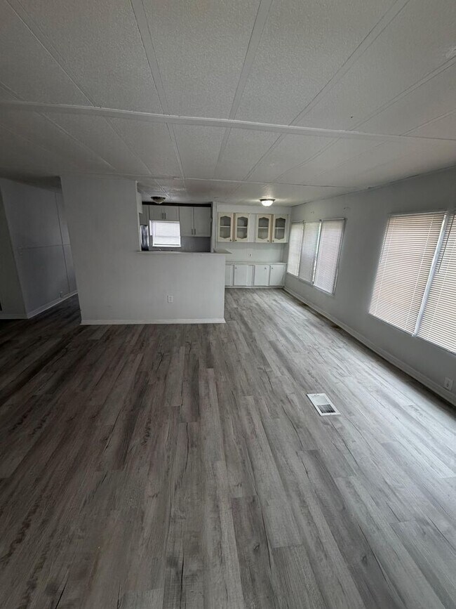 Foto del edificio - Woodland Estates MHP