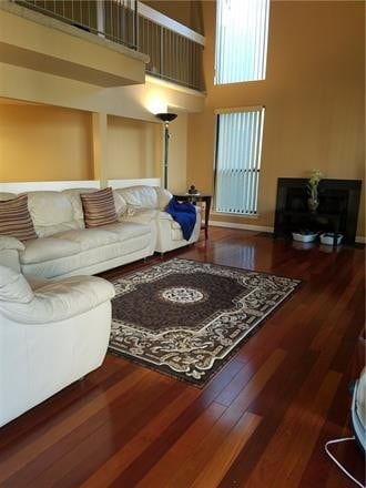 Primary Photo - 10 Azalea Ct
