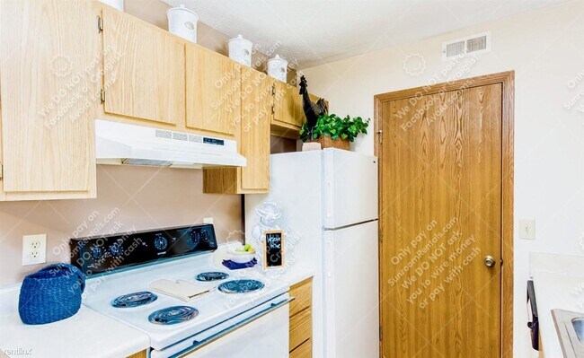 Building Photo - 2 br, 1 bath House - 3315 Bear Pointe Cir ...