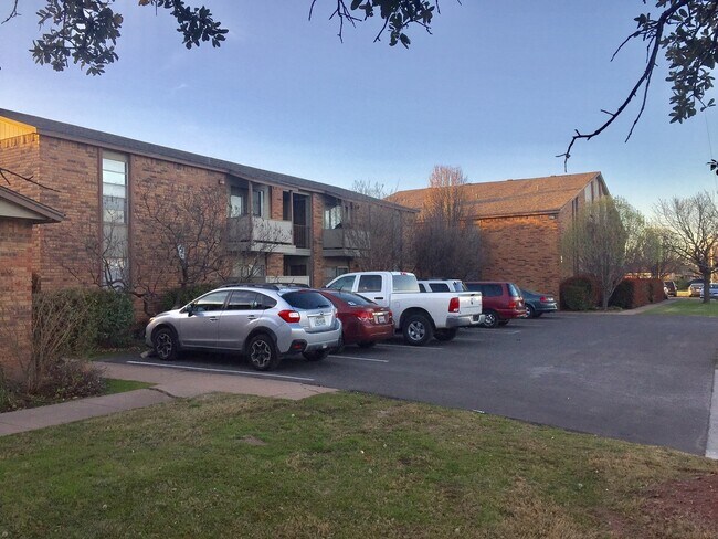 Building Photo - Mesquite Square - close to HSU, ACU, TTUHSC