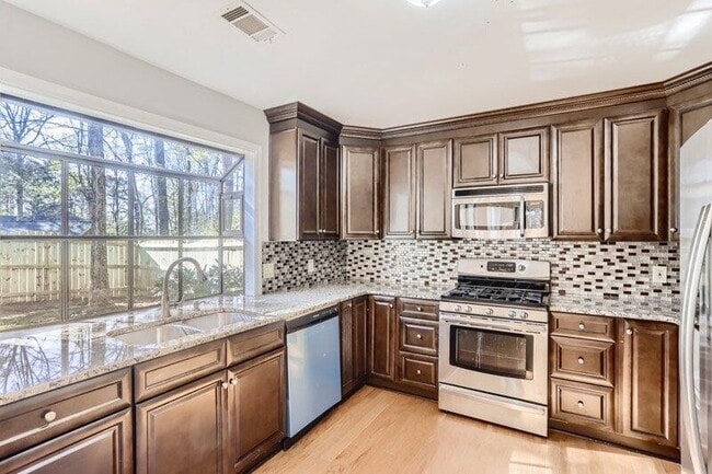 Building Photo - 5190 Cameron Forest Pkwy
