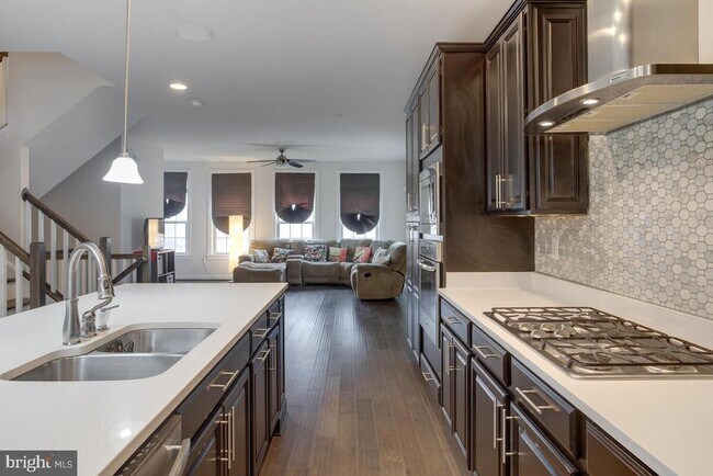 Foto del edificio - 2740 Prospect Hill Dr