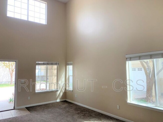 Building Photo - 6791 W Callery Lane