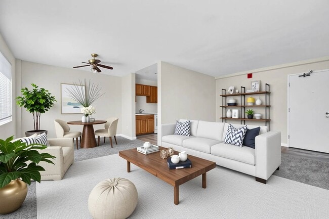 Building Photo - Highland Ridge