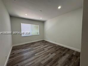 Foto del edificio - 8201 Abbott Ave