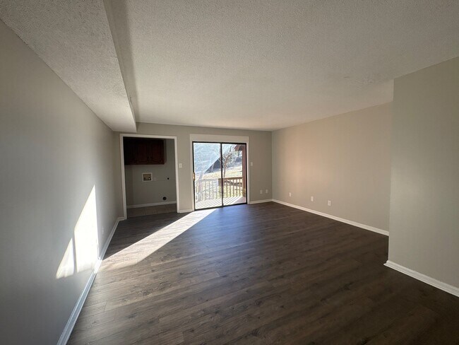 Foto del edificio - 62 Chester Levee Rd