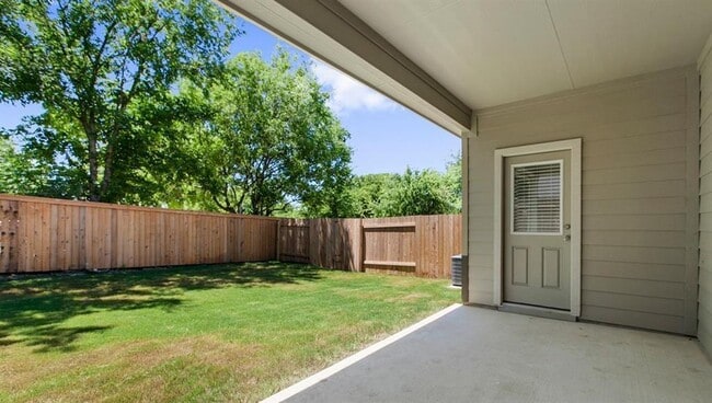 Building Photo - 1148 La Conterra Blvd