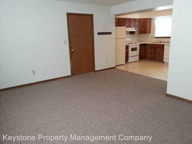 Building Photo - 622 Orchard Ct