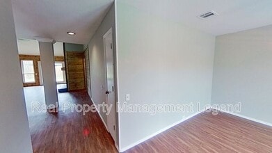 Building Photo - 3740 Racquet Ct