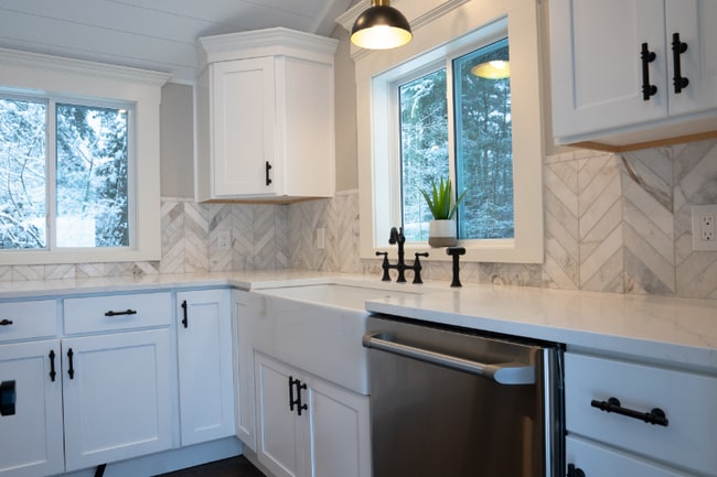 Building Photo - 497 Springfield St