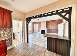 Building Photo - 1315 Genesee St