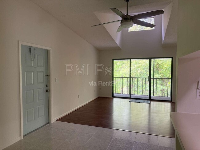 Building Photo - 1236 Pine Ridge Cir W
