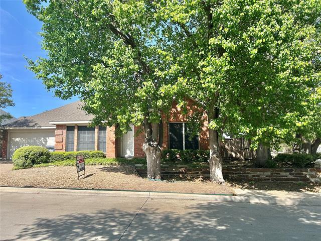 Foto principal - 5000 Falcon Hollow Rd