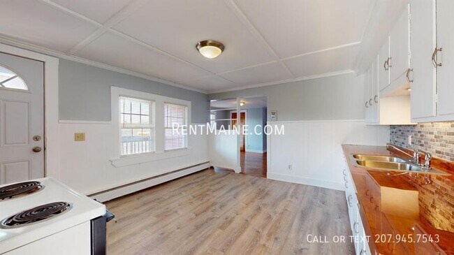 Building Photo - 5 Halifax St