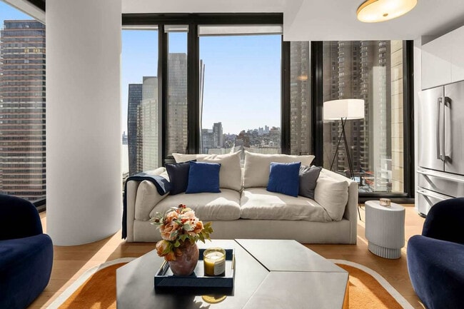 Building Photo - 685 1st Ave