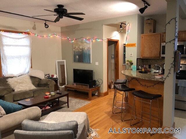 Foto del edificio - 77 Easton St