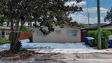Building Photo - 286 NW 39th St