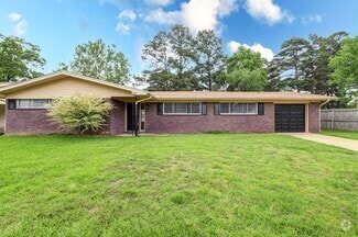 Building Photo - 809 Redwater Rd