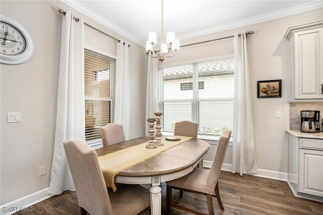 Foto del edificio - 8131 Lucello Ter S