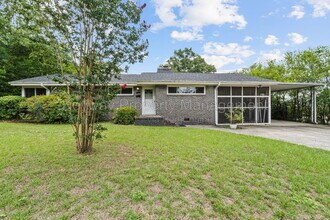 Building Photo - 1823 Curtis Dr