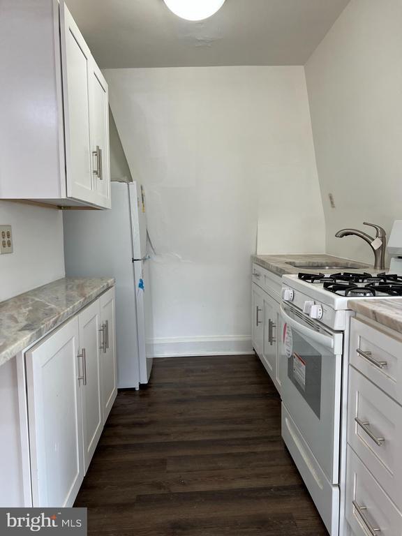 Building Photo - 4038 Powelton Ave