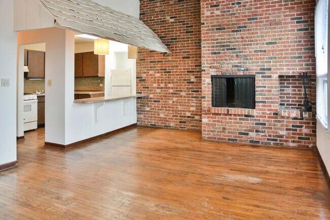 Foto del edificio - 873 W Lill Ave