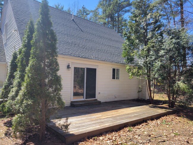 Building Photo - 2485 Sanford Rd