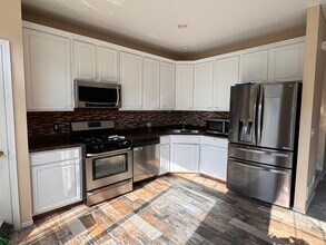 Building Photo - 13922 Ironstone Terrace NW