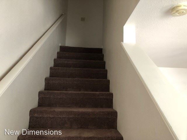 Building Photo - 2 br, 1.5 bath House - 4001 Pheasant Drive...