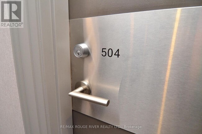 Building Photo - 35 Empress Ave