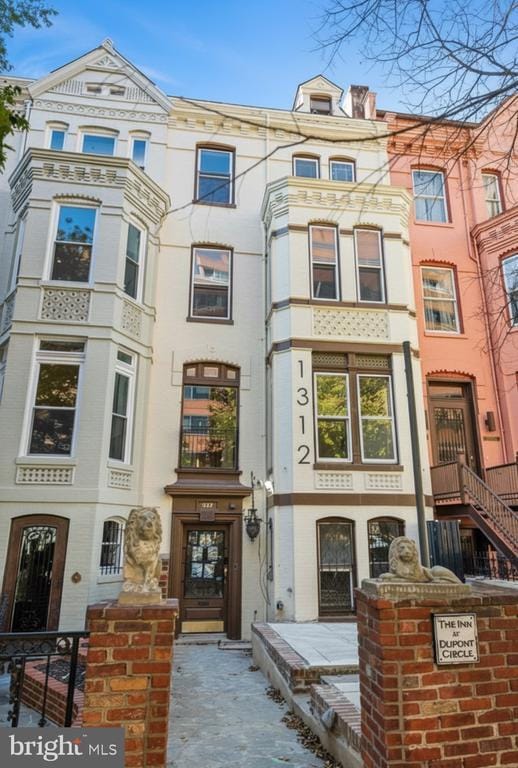 Building Photo - 1312 19th St NW