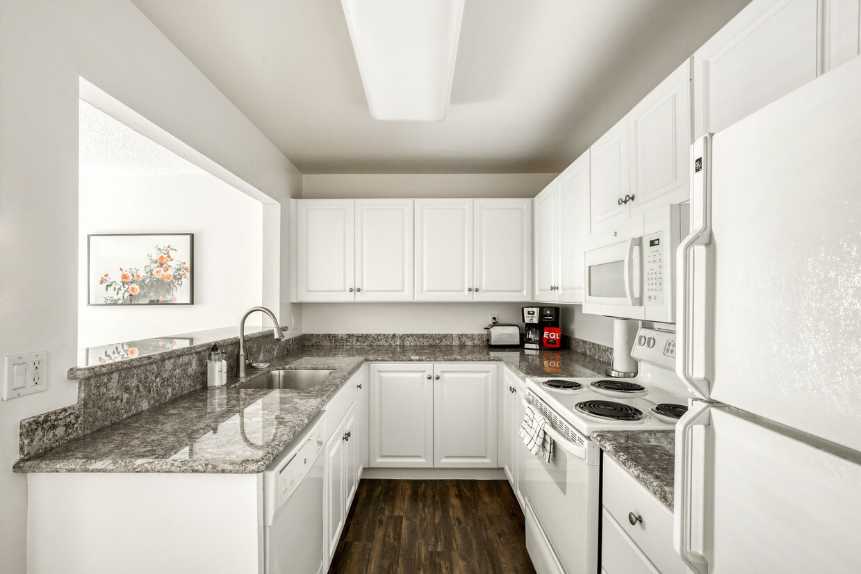 1450 Oak Creek Dr, Palo Alto, CA 94304 Apartments in Palo Alto, CA