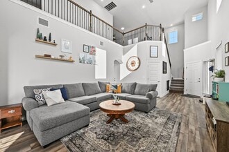Building Photo - 6514 Marsh Ln