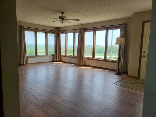 Living room - 5739 G Rd