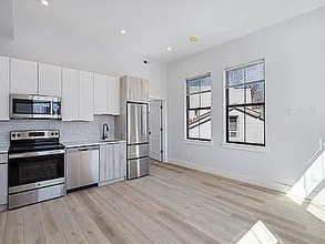 Building Photo - 3439 Lancaster Ave