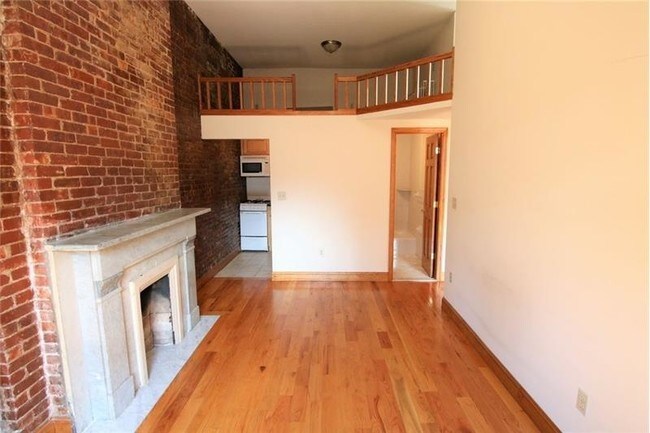 Building Photo - 103 W 73rd St