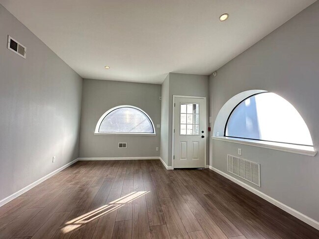 Foto del edificio - 1650 S Camac St