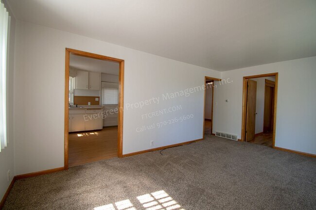 Foto del edificio - 2541 N Garfield Ave