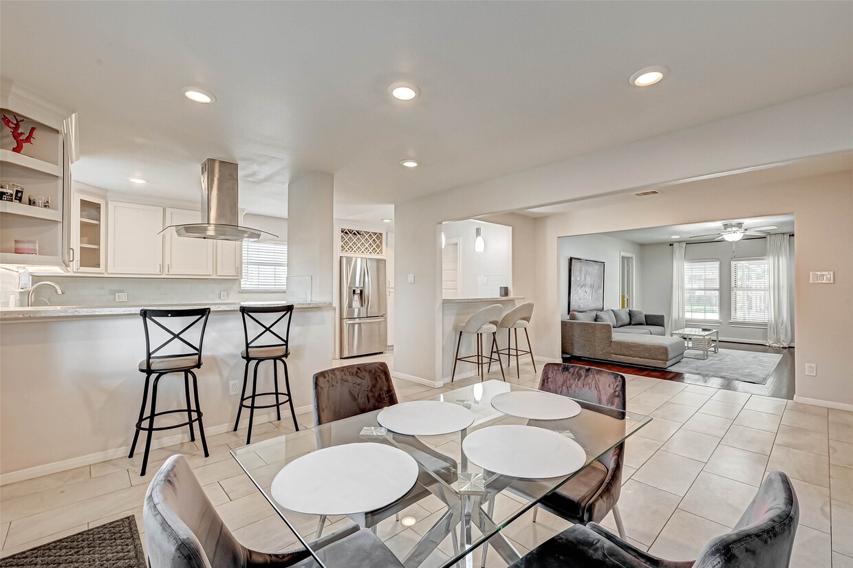 Foto principal - 1639 Walton St