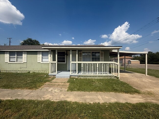 Building Photo - 3315 Cranford Ave