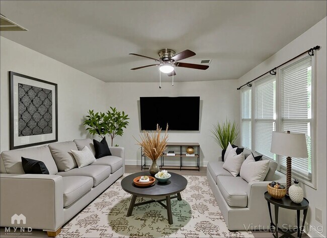 Foto del edificio - 433 W Lake Ave NW