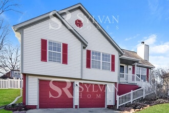 Building Photo - 204 N Highland Dr