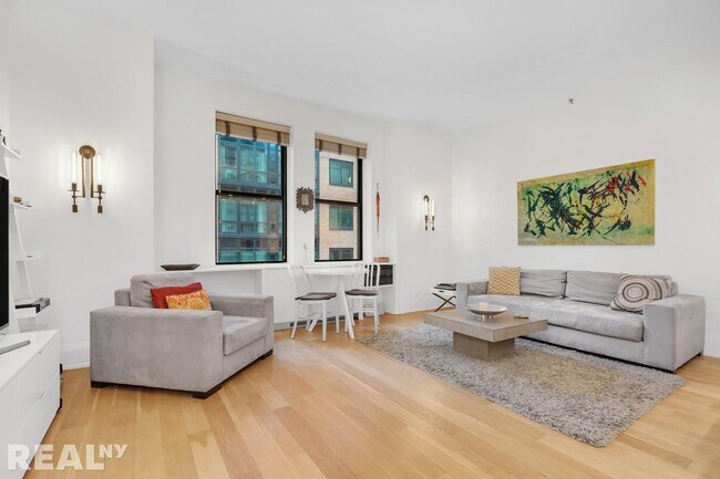 Building Photo - 71 Nassau Street