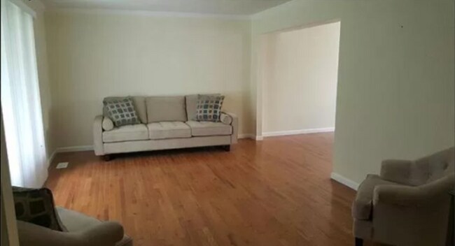Building Photo - 12914 Nimes Dr