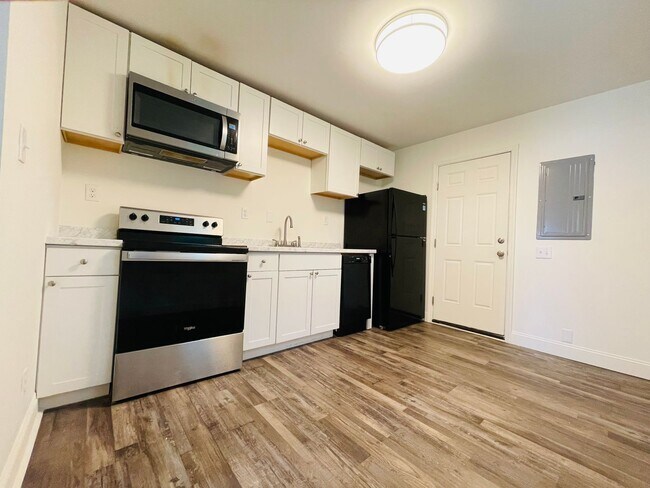 Foto del edificio - 2500 E 19th St