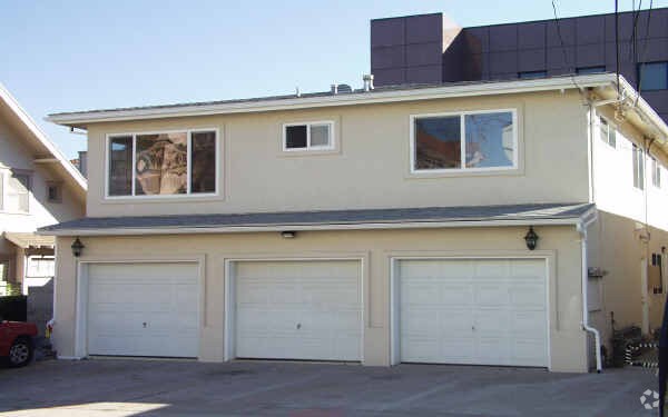 Building Photo - 4109 3rd Ave