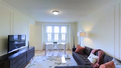 Garden Court Plaza photo'